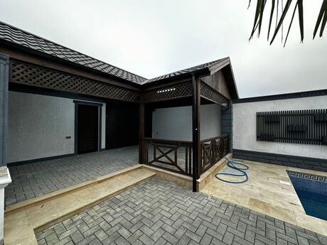4 otaqlı həyət evi/bağ evi - Şüvəlan q. - 120 m²