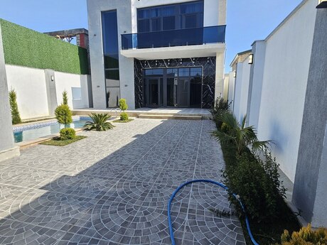 4-комн. дом/дача - пос. Шувеляны - 250 м²