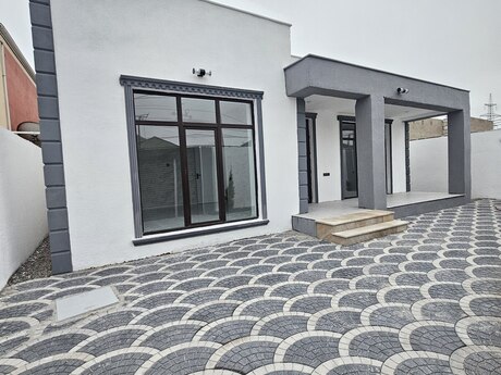 4 otaqlı həyət evi/bağ evi - Şüvəlan q. - 130 m²