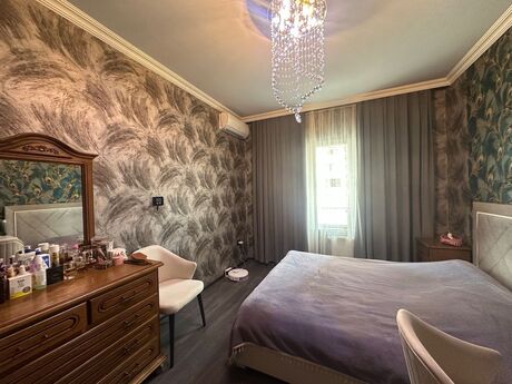 4 otaqlı köhnə tikili - Memar Əcəmi m. - 115 m²
