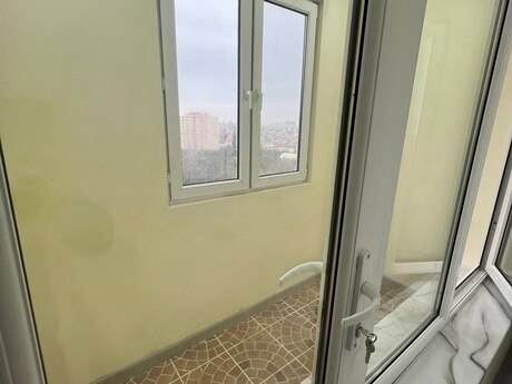 2 otaqlı köhnə tikili - 9-cu mikrorayon q. - 50 m²