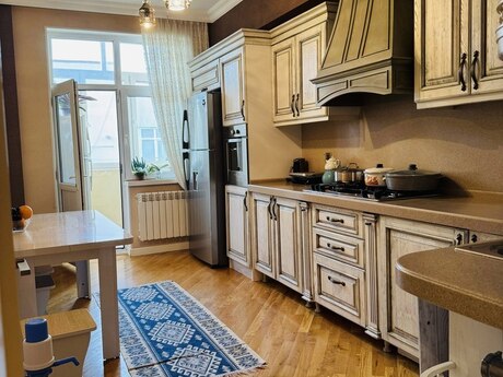 3 otaqlı mənzil, 130 m², Neftçilər: 316 000 ₼ 3