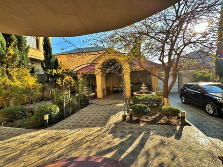 9 otaqlı həyət evi/bağ evi - Biləcəri q. - 800 m²