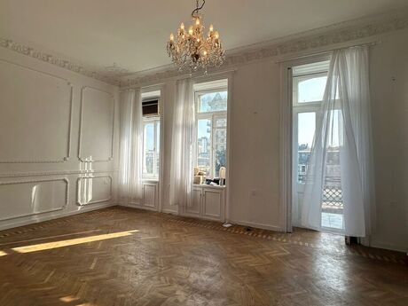 Elan №5900634 - Bakı, Sahil m., 3 otaqlı, 95 m²
