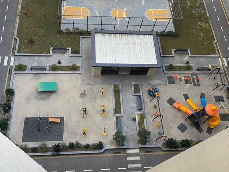 4 otaqlı yeni tikili - 8 Noyabr m. - 137 m²