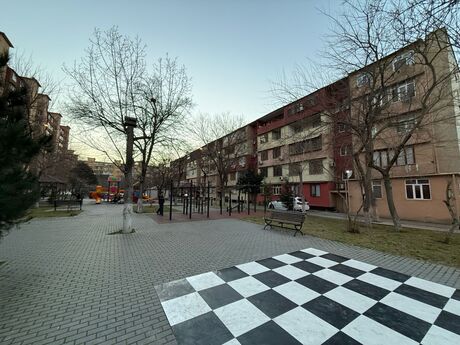 Elan №5901391 - Bakı, Xalqlar Dostluğu m., 4 otaqlı, 100 m², 4/5 mərtəbə