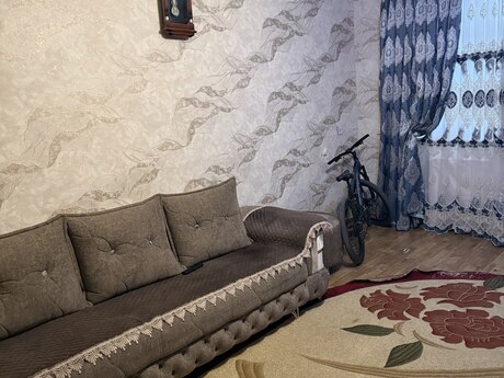 Объявление №5901434 - Сумгаит, Сумгаит, 3-комн., 72 м², 1/3 этаж