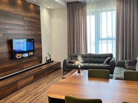 Elan №5901443 - Bakı, Ağ şəhər q., 3 otaqlı, 110 m², 7/20 mərtəbə