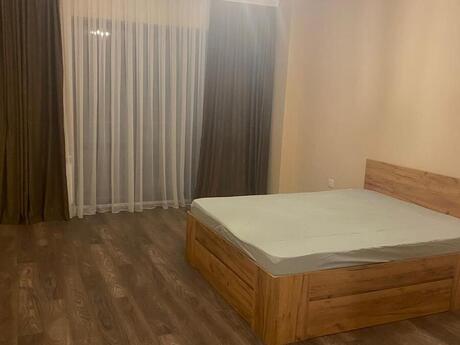 3-room apartment for rent, 135 m², Ağ şəhər: 1 700 ₼/mo 4
