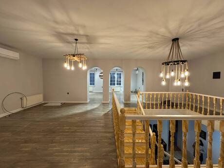 6 otaqlı həyət evi/bağ evi - NZS q. - 400 m²