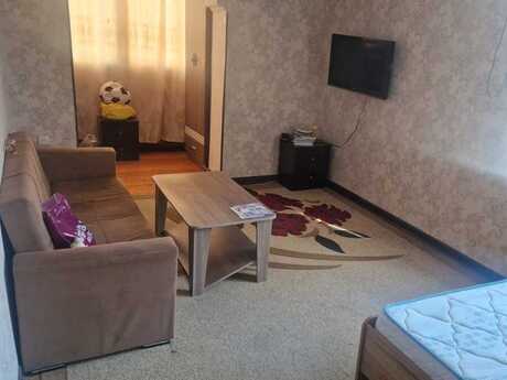 1 otaqlı köhnə tikili - Nəsimi r. - 40 m²