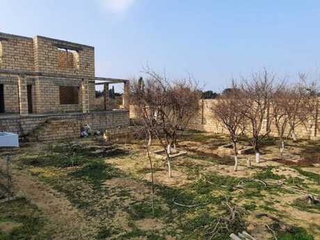 6 otaqlı həyət evi/bağ evi - Görədil q. - 200 m²
