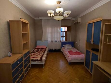 4 otaqlı köhnə tikili - Həzi Aslanov m. - 95 m²