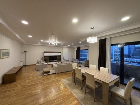4 otaqlı yeni tikili - 28 May m. - 220 m²