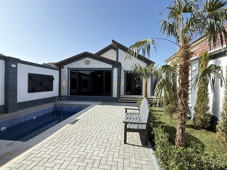 4 otaqlı həyət evi/bağ evi - Şüvəlan q. - 140 m²