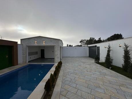 4 otaqlı həyət evi/bağ evi - Şüvəlan q. - 170 m²