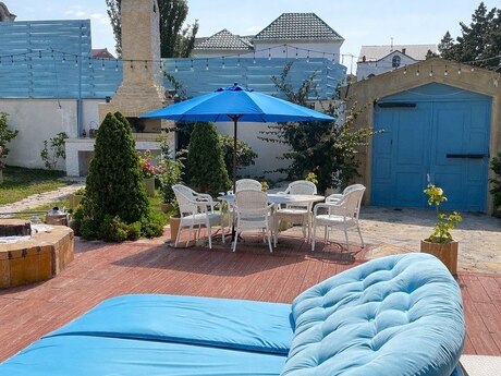 4 otaqlı həyət evi/bağ evi - Novxanı q. - 160 m²