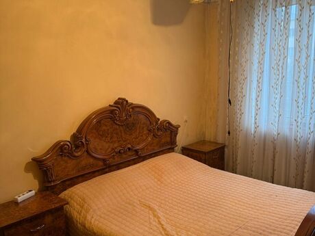 3 otaqlı köhnə tikili - Memar Əcəmi m. - 85 m²