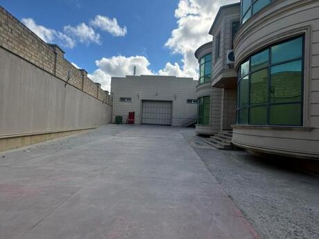Obyekt - Xırdalan - 1600 m²