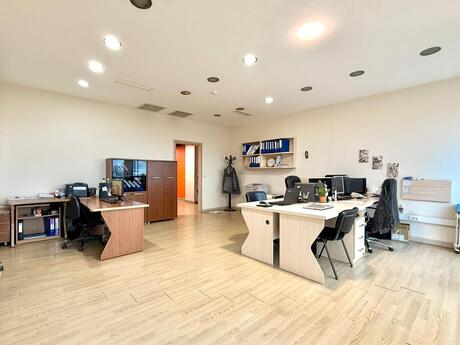 6 otaqlı yeni tikili - Şah İsmayıl Xətai m. - 170 m²