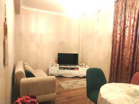 Elan №5904879 - Bakı, İnşaatçılar m., 3 otaqlı, 75 m², 1/9 mərtəbə