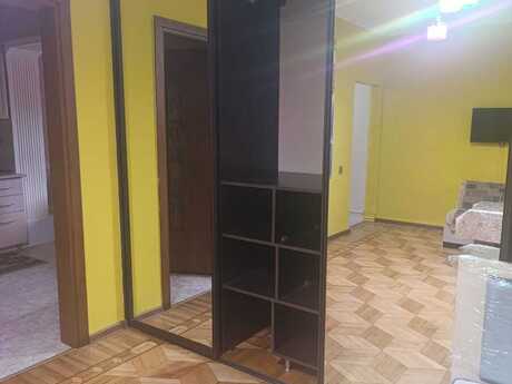 2 otaqlı köhnə tikili - Gənclik m. - 55 m²