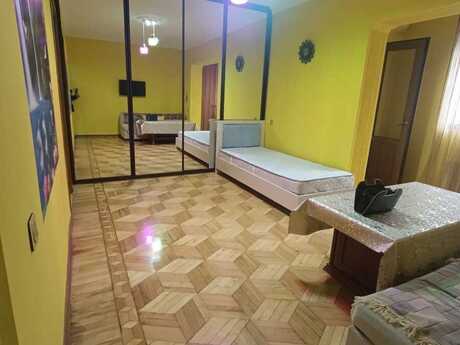 2 otaqlı köhnə tikili - Gənclik m. - 55 m²