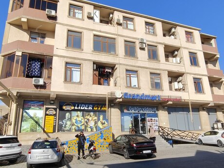 Объявление №5905112 - Баку, Хатаинский р., 3-комн., 135 м², 3/4 этаж