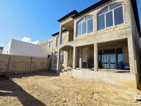 6 otaqlı həyət evi/bağ evi - Badamdar q. - 366 m²