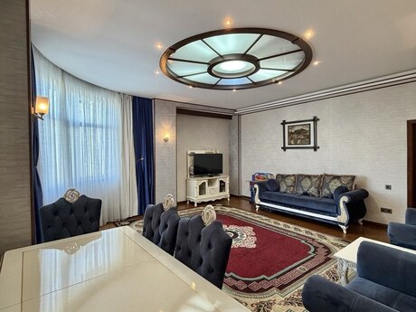 3-комн. новостройка - м. 20 января - 124 м²