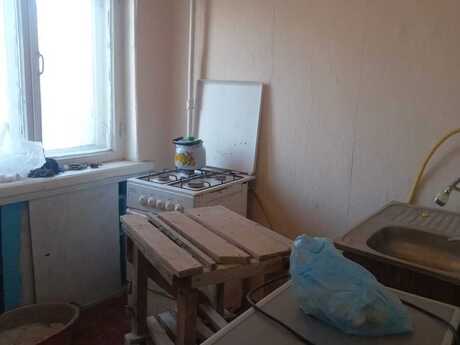 1 otaqlı köhnə tikili - Qara Qarayev m. - 34 m²