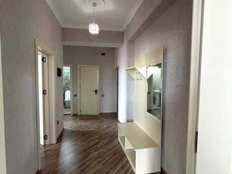 Elan №5905504 - Bakı, Bayıl q., 2 otaqlı, 79.4 m², 16/16 mərtəbə