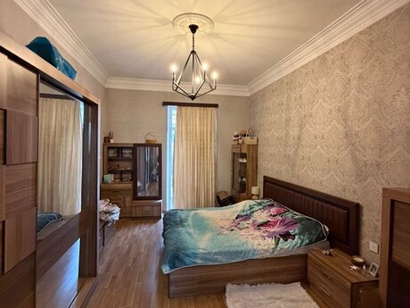 2 otaqlı köhnə tikili - Sahil m. - 45 m²