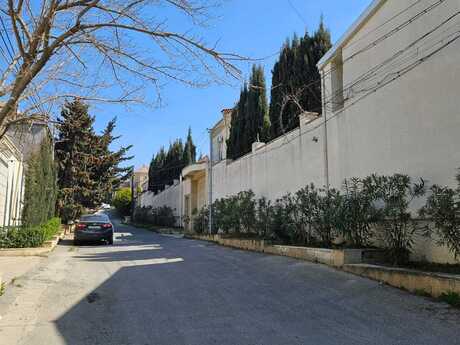 8 otaqlı həyət evi/bağ evi - Bakıxanov q. - 467 m²