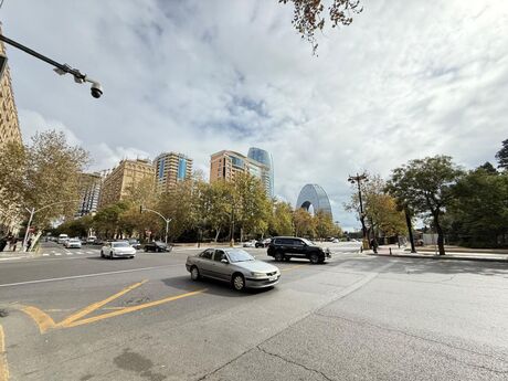 2 otaqlı köhnə tikili - 28 May m. - 52 m²