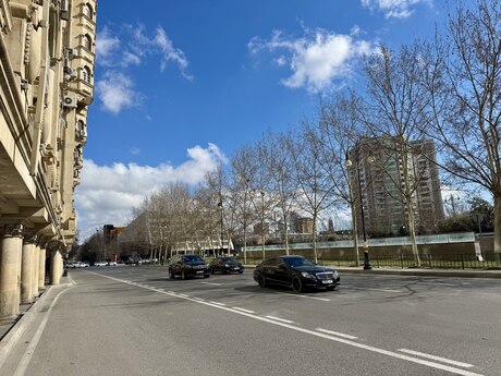 4-комн. вторичка - м. Низами - 120 м²