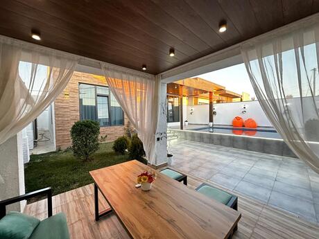4 otaqlı həyət evi/bağ evi - Mərdəkan q. - 140 m²
