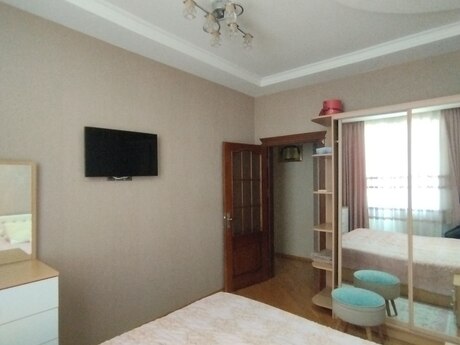 3-room apartment, 126 m², Qara Qarayev: 346 000 ₼ 5