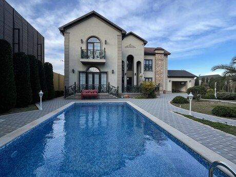 5 otaqlı həyət evi/bağ evi - Mərdəkan q. - 300 m²
