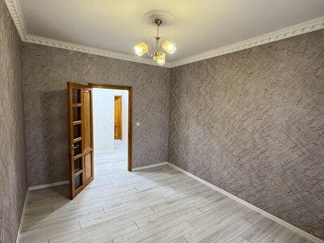 3 otaqlı köhnə tikili - Xətai r. - 85 m²