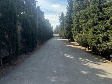Satılır 4 otaqlı həyət evi/bağ evi 275 m², Buzovna q.