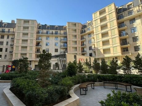 5 otaqlı yeni tikili - Ağ şəhər q. - 197 m²