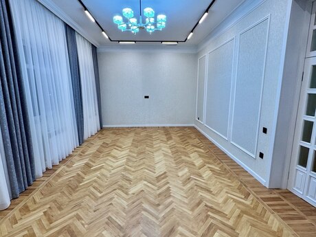 5 otaqlı köhnə tikili - Bayıl q. - 140 m²