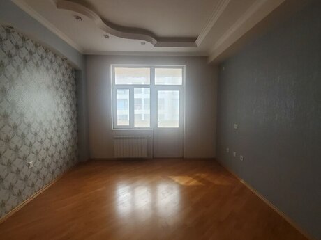 4 otaqlı yeni tikili - Şah İsmayıl Xətai m. - 164 m²