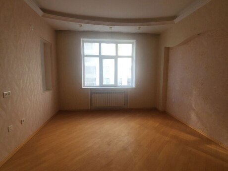 Elan №5906448 - Bakı, Şah İsmayıl Xətai m., 4 otaqlı, 164 m², 11/17 mərtəbə