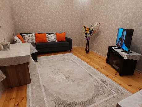 3 otaqlı həyət evi/bağ evi - Buzovna q. - 85 m²