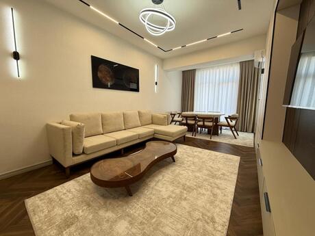 Elan №5906610 - Bakı, Şah İsmayıl Xətai m., 2 otaqlı, 66 m², 15/18 mərtəbə