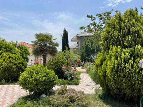 6 otaqlı həyət evi/bağ evi - Mehdiabad q. - 436 m²