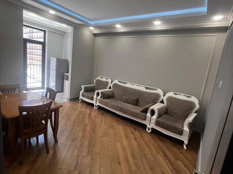 Объявление №5906854 - Баку, м. Дернегюль, 2-комн., 70 м², 4/16 этаж