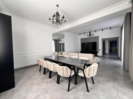 5 otaqlı həyət evi/bağ evi - Mərdəkan q. - 215 m²